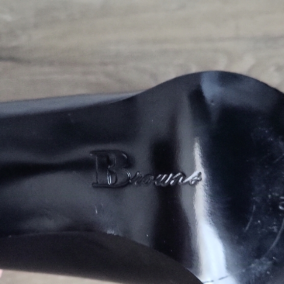 Browns Black Leather Heels - Picture 12 of 15